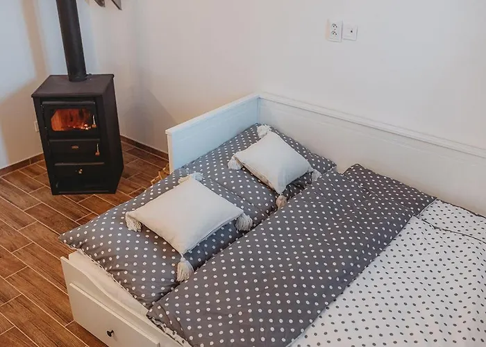 Vinný Sklep Rozárka * Drnholec